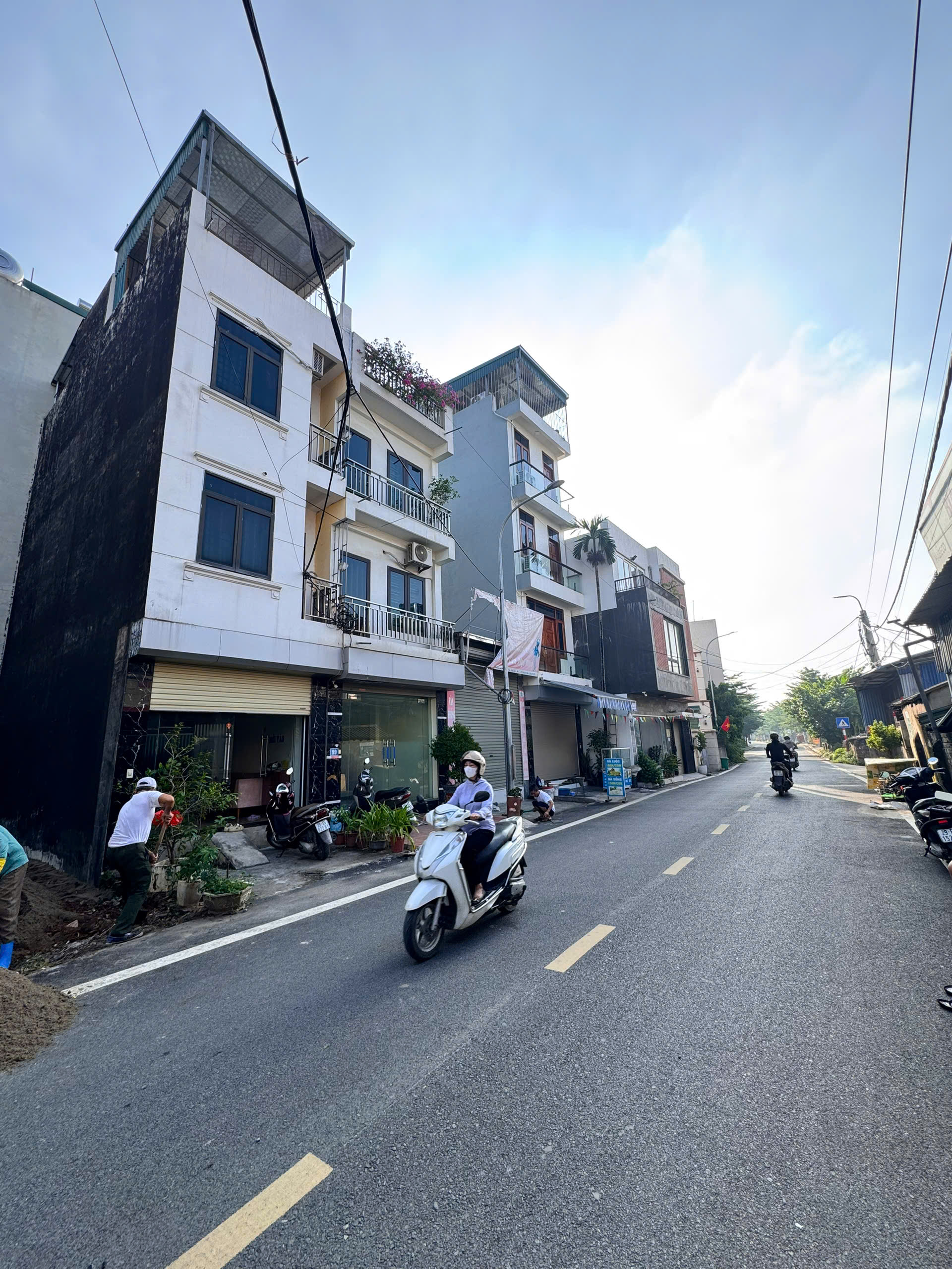 BÁN NHÀ 3 TẦNG HOÀI ĐỨC - THÔNG TỨ TUNG - OTO TRÁNH CÁCH 30M - CHỈ 4.5 TỶ