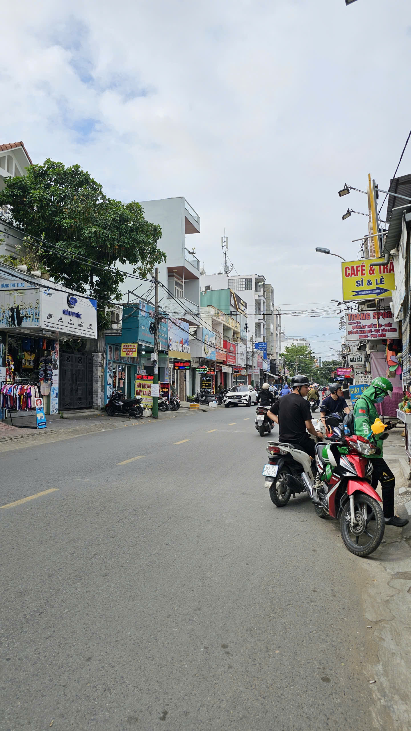 BÁN NHÀ SÁT MẶT TIỀN LÂM VĂN BỀN TÂN QUY Q7 XE HƠI NGAY NHÀ CÓ 8 TỶ