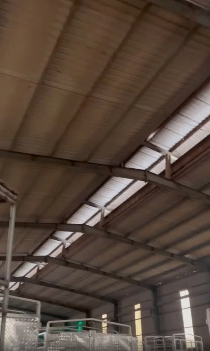 cho thuê kho xưởng tại Vạn ĐIểm , Phú Minh,Phú Xuyên, Hà Nội. Diện tích 1400m xưởng thiết kế khung Zamil cao 12m