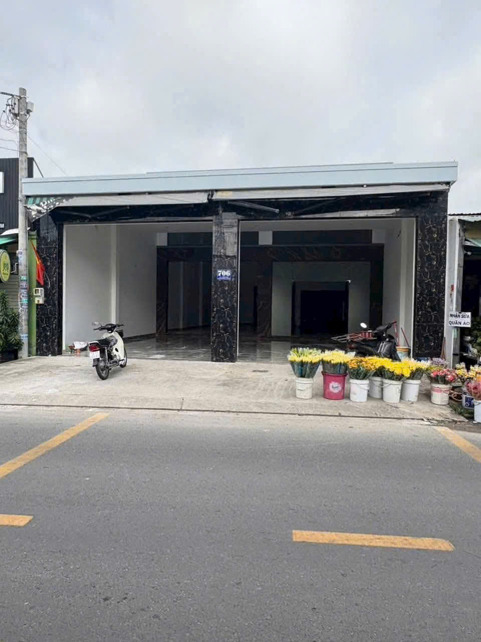 NHÀ (10x30) MẶT TIỀN TRẦN VĂN MƯỜI – BÀ ĐIỂM, HÓC MÔN - NGANG 10M HIẾM