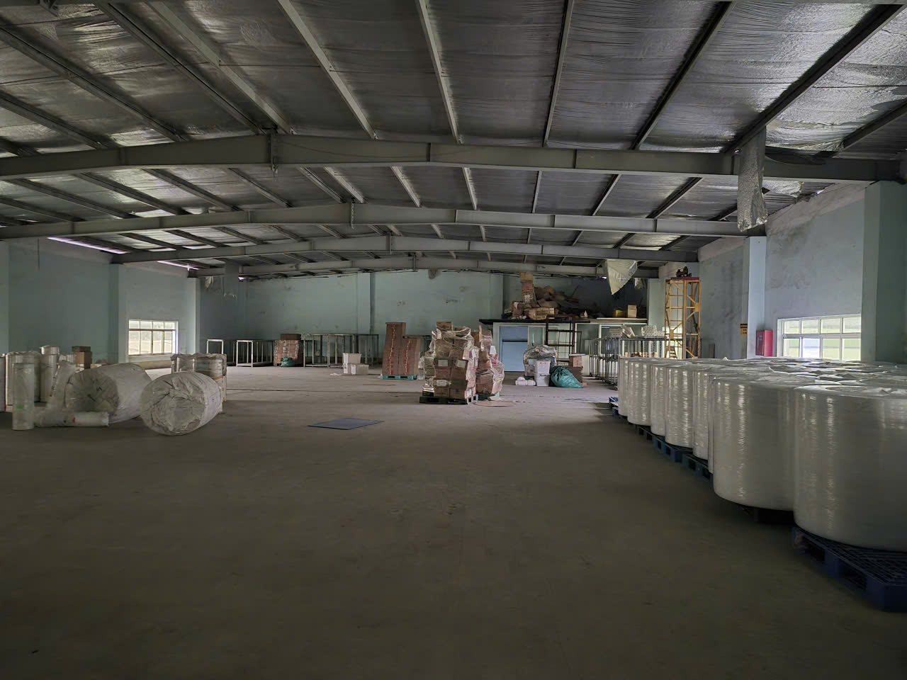 cho thuê kho xưởng ở cụm công nghiệp vừa và nhỏ Nam Từ Liêm pccc đầy đủ xe container đỗ cửa