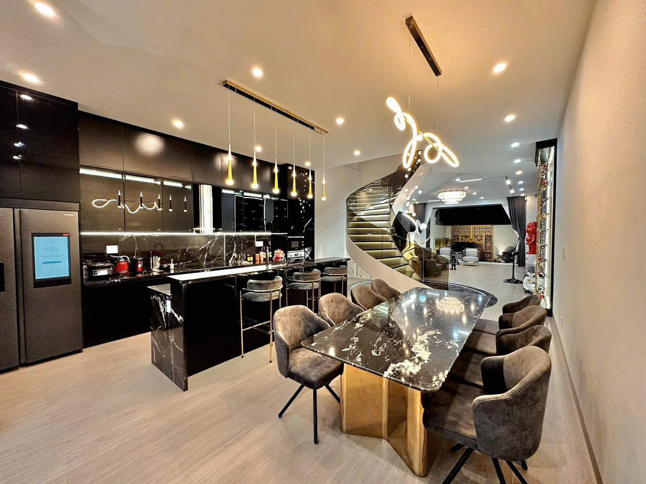 CHO THUÊ BIỆT THỰ CAO CẤP KQH BÀU VÁ – TRUNG TÂM TP HUẾ