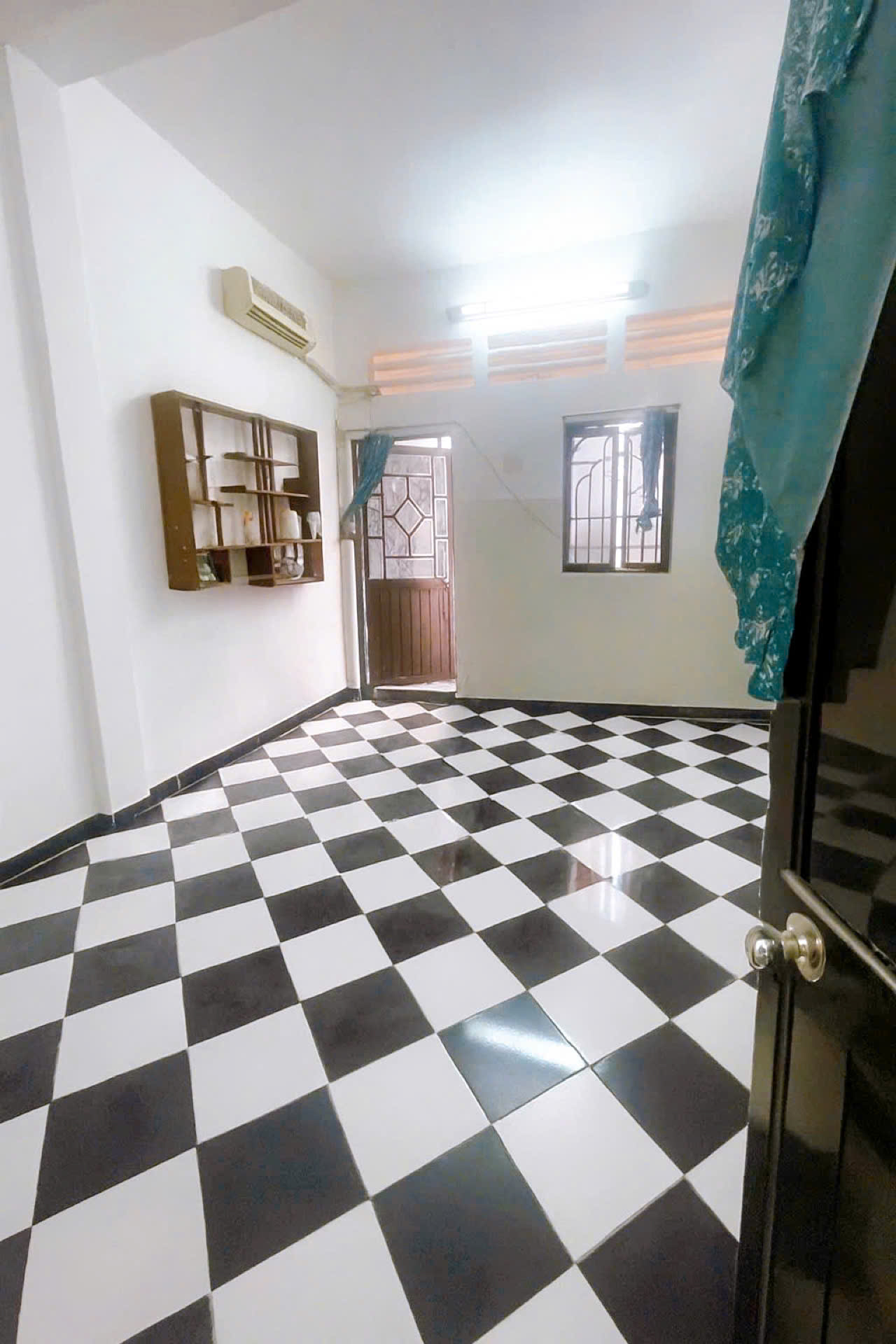 Nhà hẻm Ô tô Lê Văn Sỹ - QUẬN 3 - 3.5 x 7 m - 5 Tầng - 7.7 tỷ