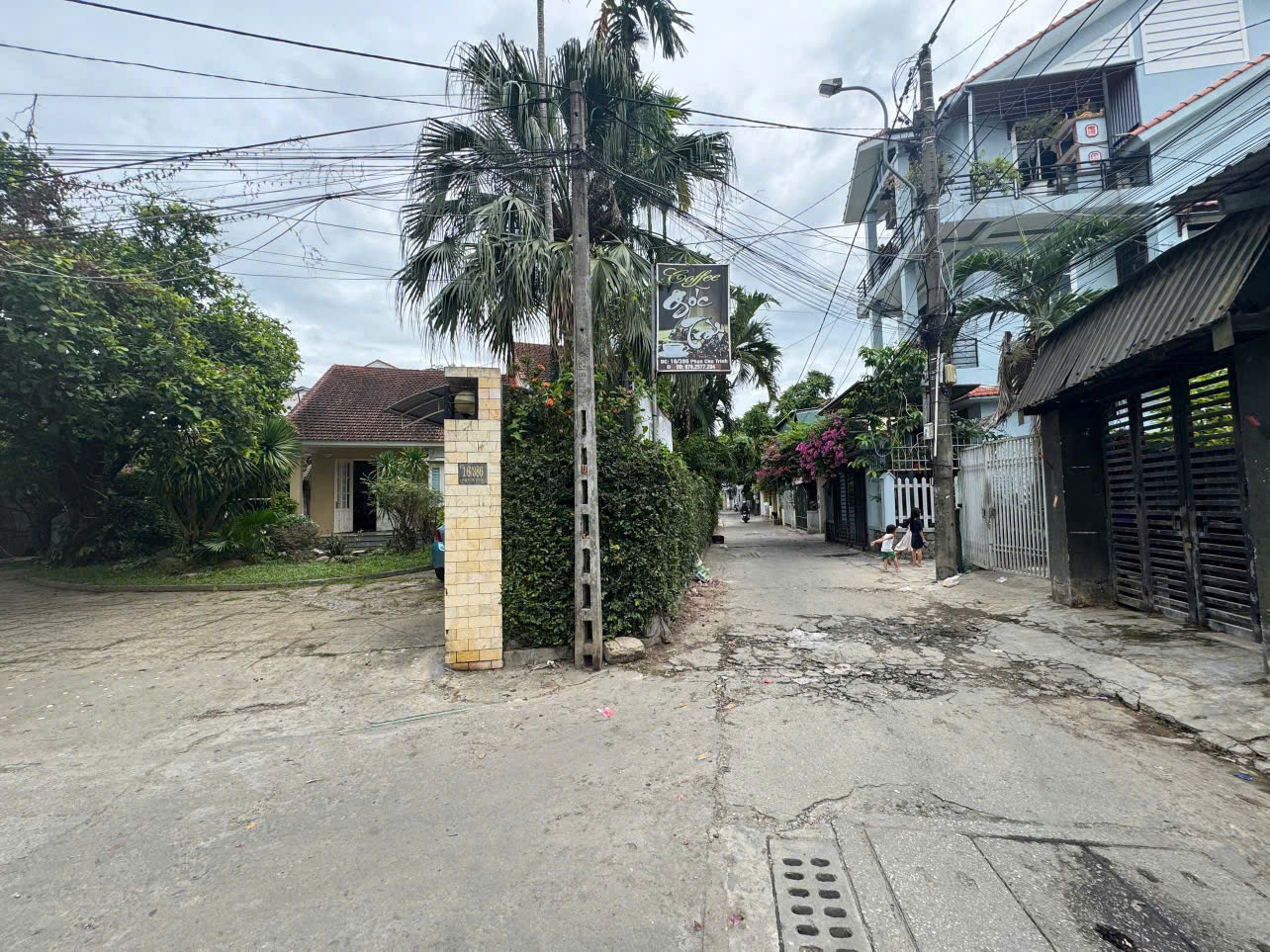 BÁN ĐẤT KIỆT Ô TÔ PHAN CHU TRINH thông KIỆT Ô TÔ HÙNG VƯƠNG .