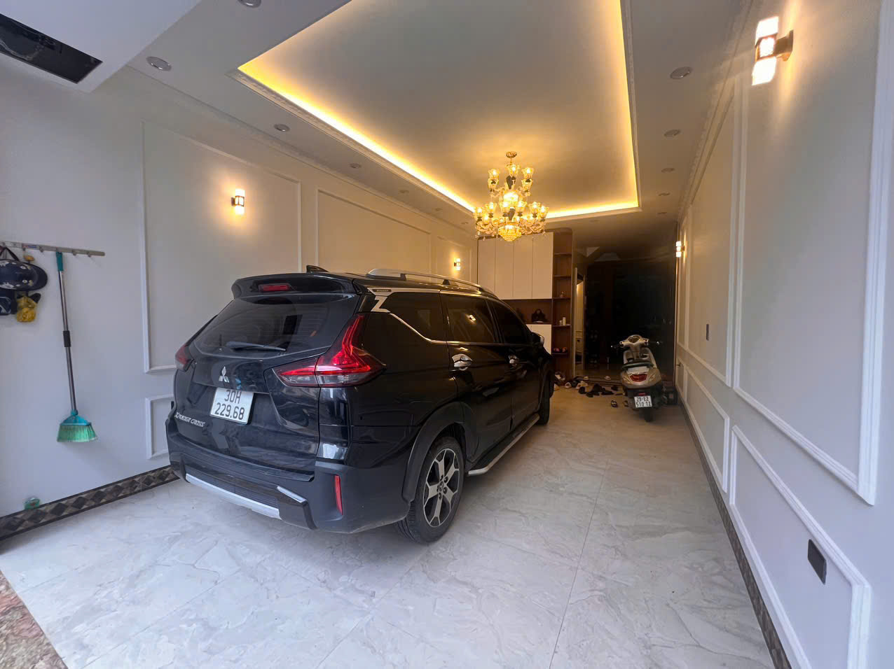 CẦN BÁN GẤP CĂN NHÀ PHỐ NGỌC THỤY, NHÀ MỚI XÂY FULL NỘI THẤT Ô TÔ VÀO NHÀ 5 TẦNG 90M2 X 22 TỶ. LONG BIÊN- HÀ NỘI.