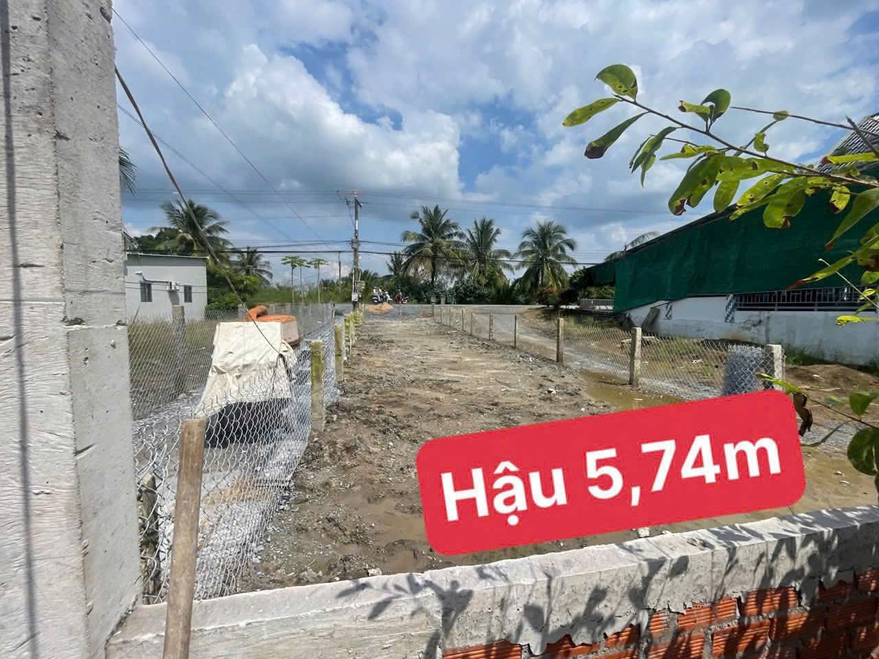 Bán đất thổ cư mặt tiền ĐT 816 , xã Bình Đức, Bến Lức dt 140m2 giá 1,97 tỷ