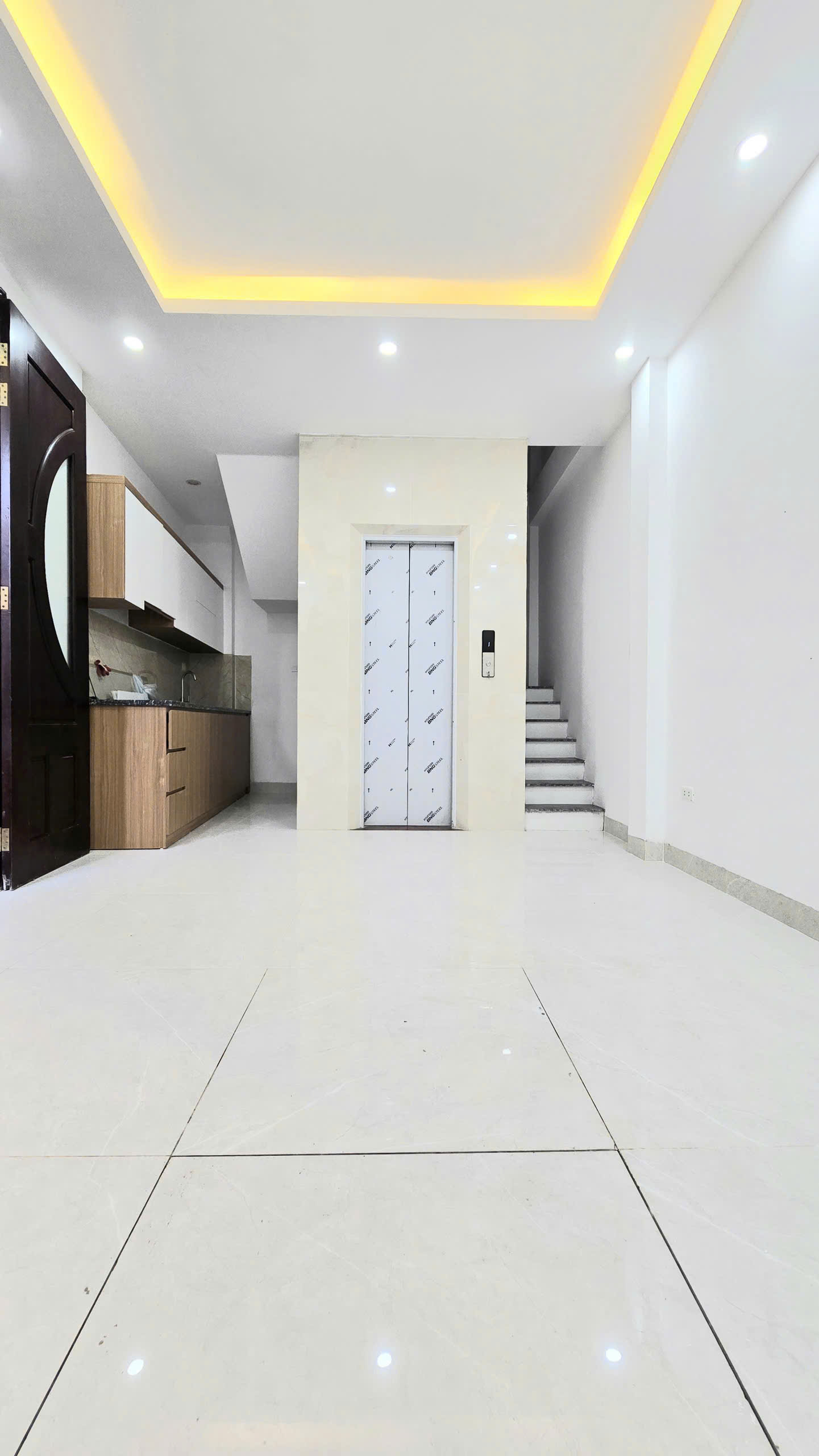 BÁN ĐẤT VIP TÂY HỒ 40M RA MẶT PHỐ VÕ CHÍ CÔNG XÂY CCMN – DÒNG TIỀN CỰC ĐỈNH 11.5 TỶ