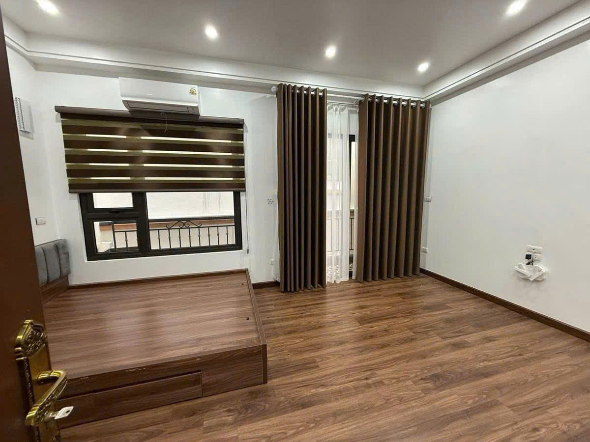 NHÀ ĐẸP ĐÓN TẾT Ở LUÔN, TÔN ĐỨC THẮNG, 7 TẦNG, 5M MT, THANG MÁY, NGÕ THÔNG KINH DOANH CCMN, 25M OTO TRÁNH, SỔ ĐỎ VUÔNG NHƯ BÁNH TRƯNG