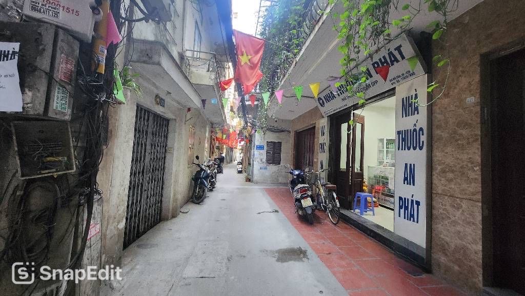 thụy khuê 30m x5 tầng 7,95 tỷ ngõ ba gác,thông,2 thoáng,5p ra hồ tây