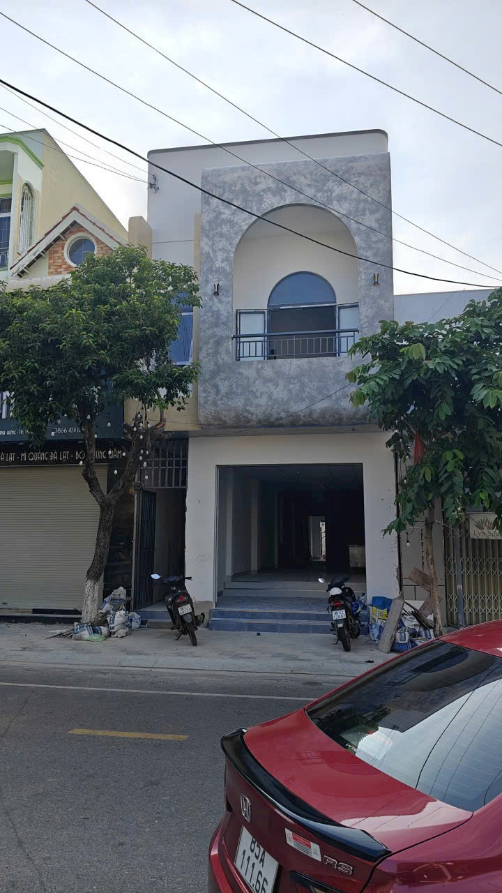 CHO THUÊ MẶT BẰNG TẦNG TRỆT MẶT TIỀN – VỊ TRÍ ĐẸP DỄ KINH DOANH