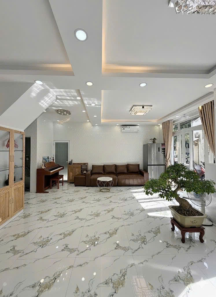 Nhà hẻm Ô tô Lê Văn Sỹ - QUẬN TÂN BÌNH - 7 x 7.3 m ( 47 m2 ) - 8.8 tỷ