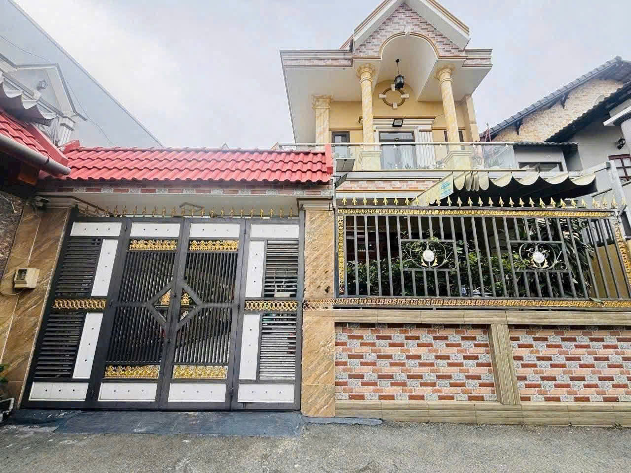 BIỆT THỰ KIỂU PHÁP CAO CẤP BÀ ĐIỂM – GIẢM SÂU 9.5X17, GIÁ HƠN 7Đ