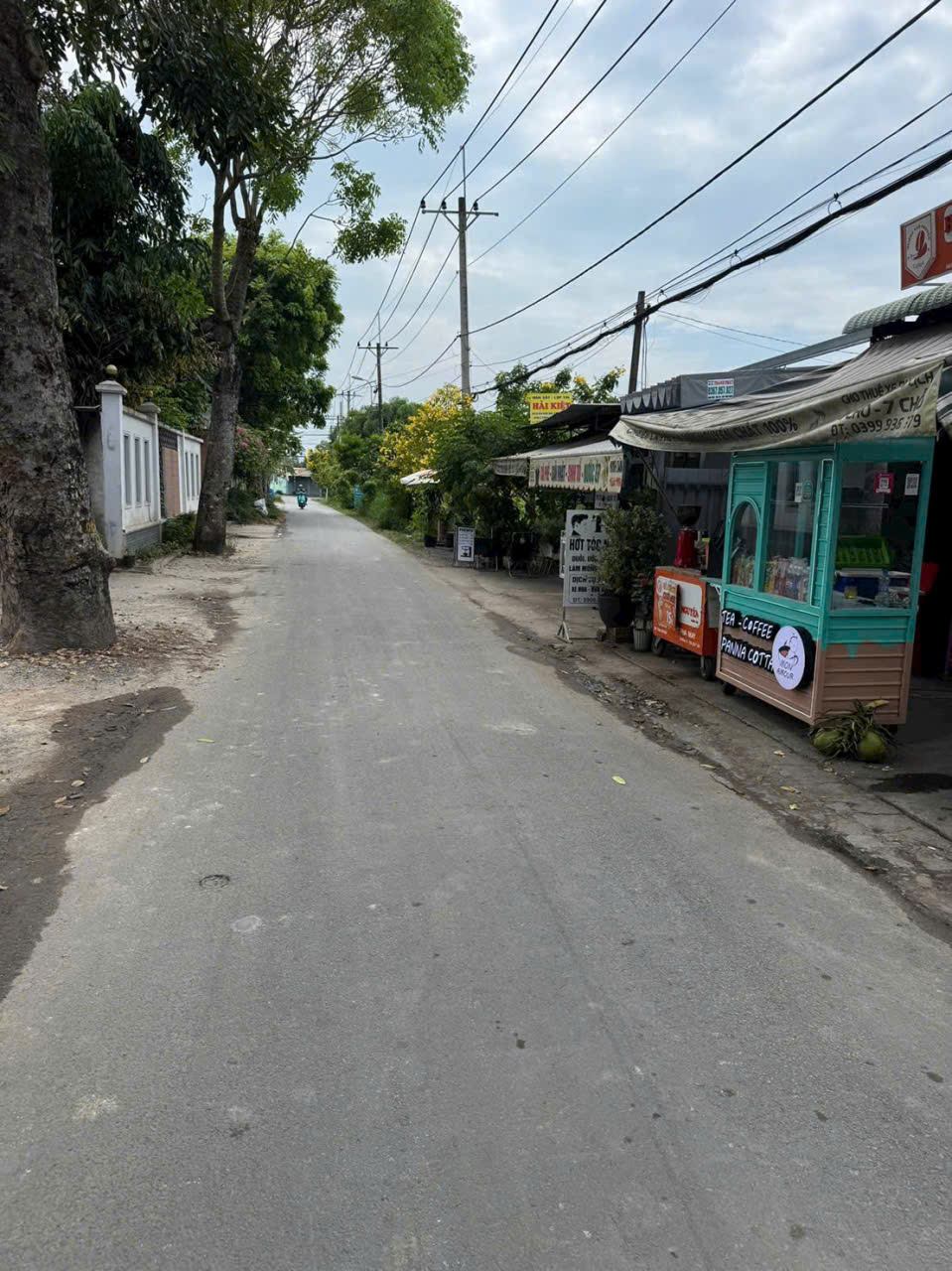 Bán đất mặt tiền đường 409 , xã Phước Vĩnh An dt 410m2 ( 100m2 thổ cư ) giá 3,7 tỷ