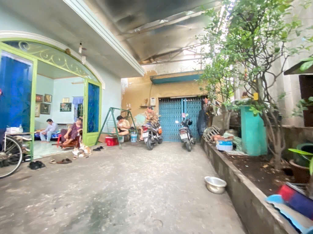 NHÀ HIỀM VUÔNG GẦN 150M2 , NGAY CHỢ THỦ ĐỨC , DƯƠNG VĂN CAM, LINH TÂY