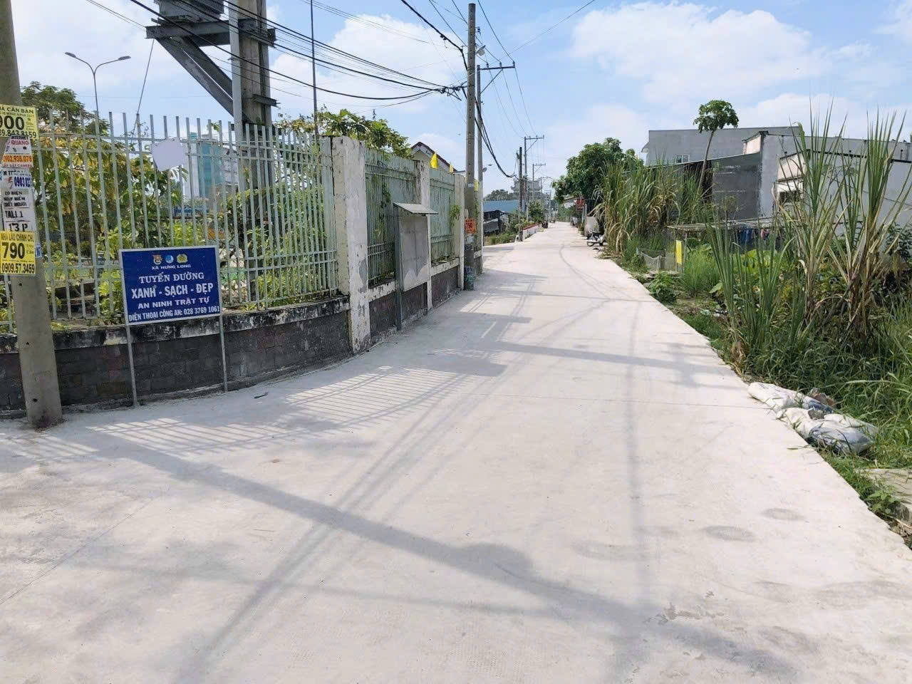 CẦN BÁN 666M2 ĐẤT THỔ CƯ HẺM XE HƠI HƯNG LONG