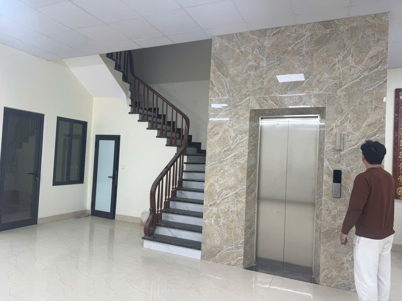 CHO THUÊ NHÀ 5 TẦNG TẠI VIỆT HÙNG - ĐÔNG ANH