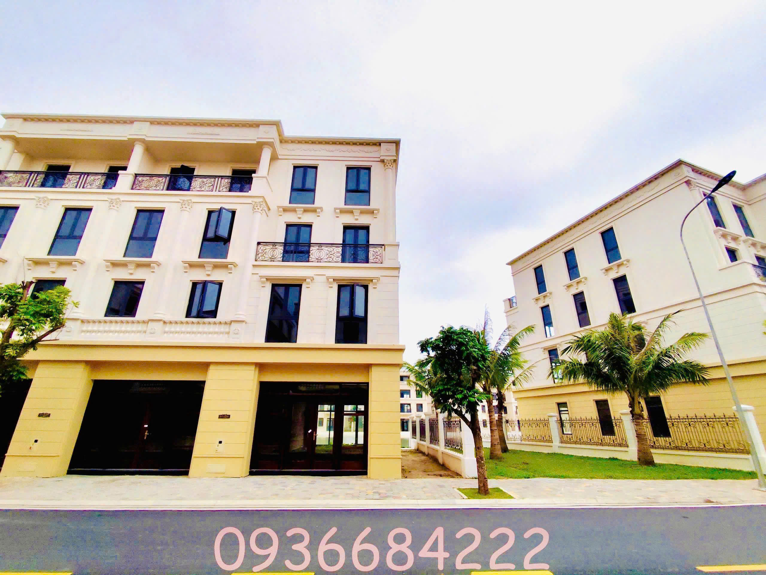 BÁN BIỆT THỰ SONG LẬP 4 TẦNG VINHOMES ROYAL ISLAND – VŨ YÊN, HẢI PHÒNG GẦN VINCOM – LÕI TIỆN ÍCH