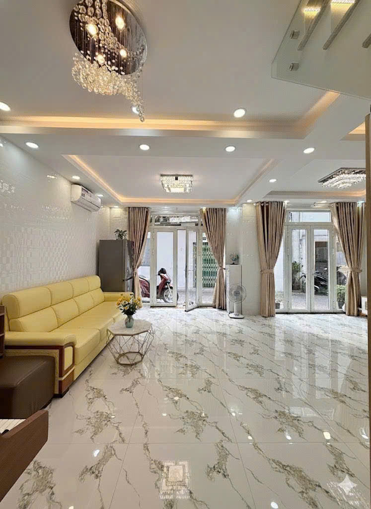 Nhà hẻm Xe hơi Lê Văn Sỹ - Quận Tân Bình - 46 m2 Vuông vức - 8.8 tỷ