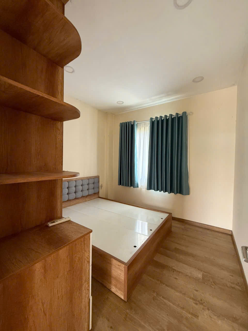 CHO THUÊ NHÀ MỚI – NỘI THẤT CAO CẤP RIO VISTA QUẬN 9