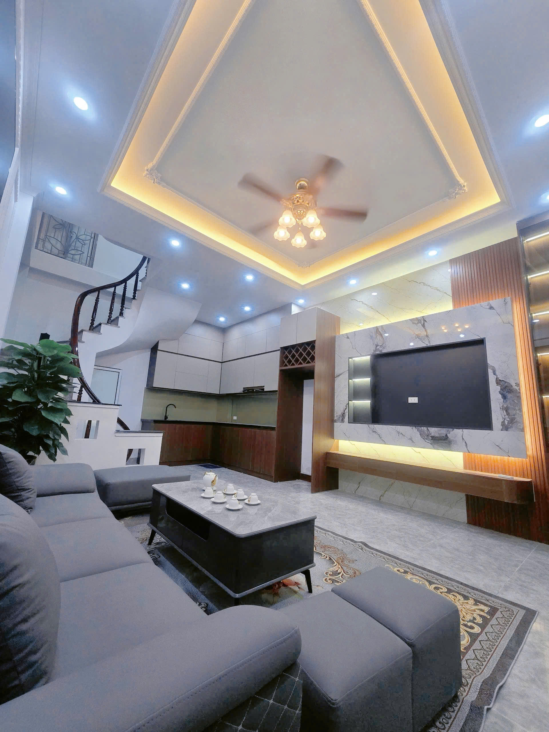 Bán nhà Đa Sỹ mới 5 tầng, mặt tiền 4.5m full nội thất cực đẹp, nhỉnh 8 tỷ