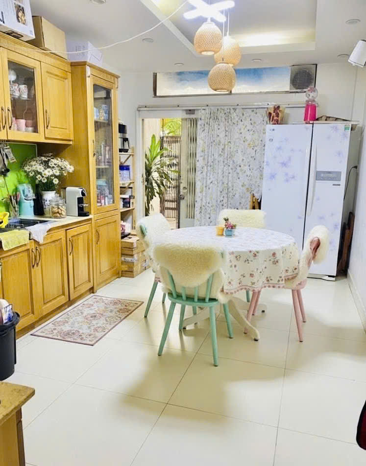 Nhà mặt tiền Ba Tháng Hai – QUẬN 11 – 3.5 x 14 m – (50 m2) – 5 Tầng – 16.5 tỷ