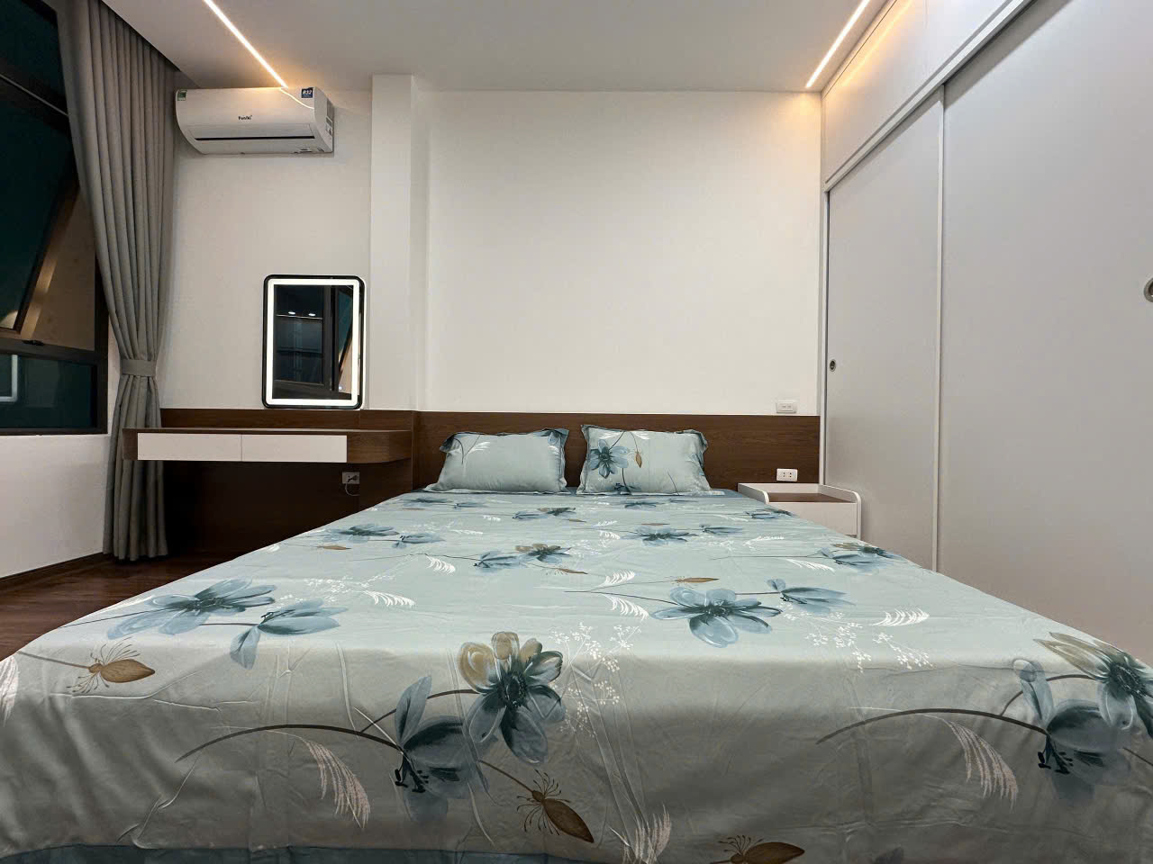 ĐỐNG ĐA TRUNG TÂM – THÁI THỊNH 32M 5 TẦNG – FULL NỘI THẤT – GIÁ CỰC TỐT 0975124520