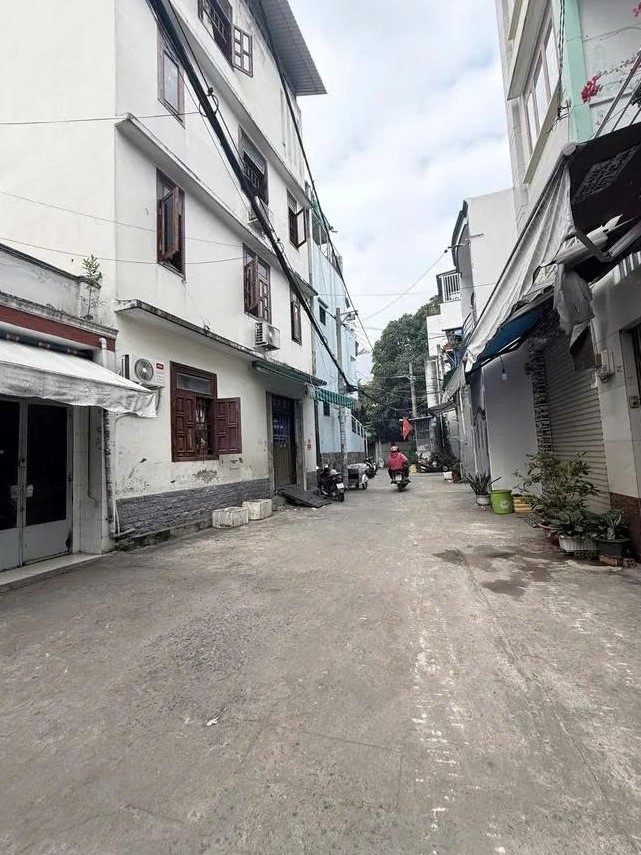 NHÀ HẺM XE HƠI LÊ TRỌNG TẤN – 52M² – GẦN AEON TÂN PHÚ – NHỈNH 5 TỶ