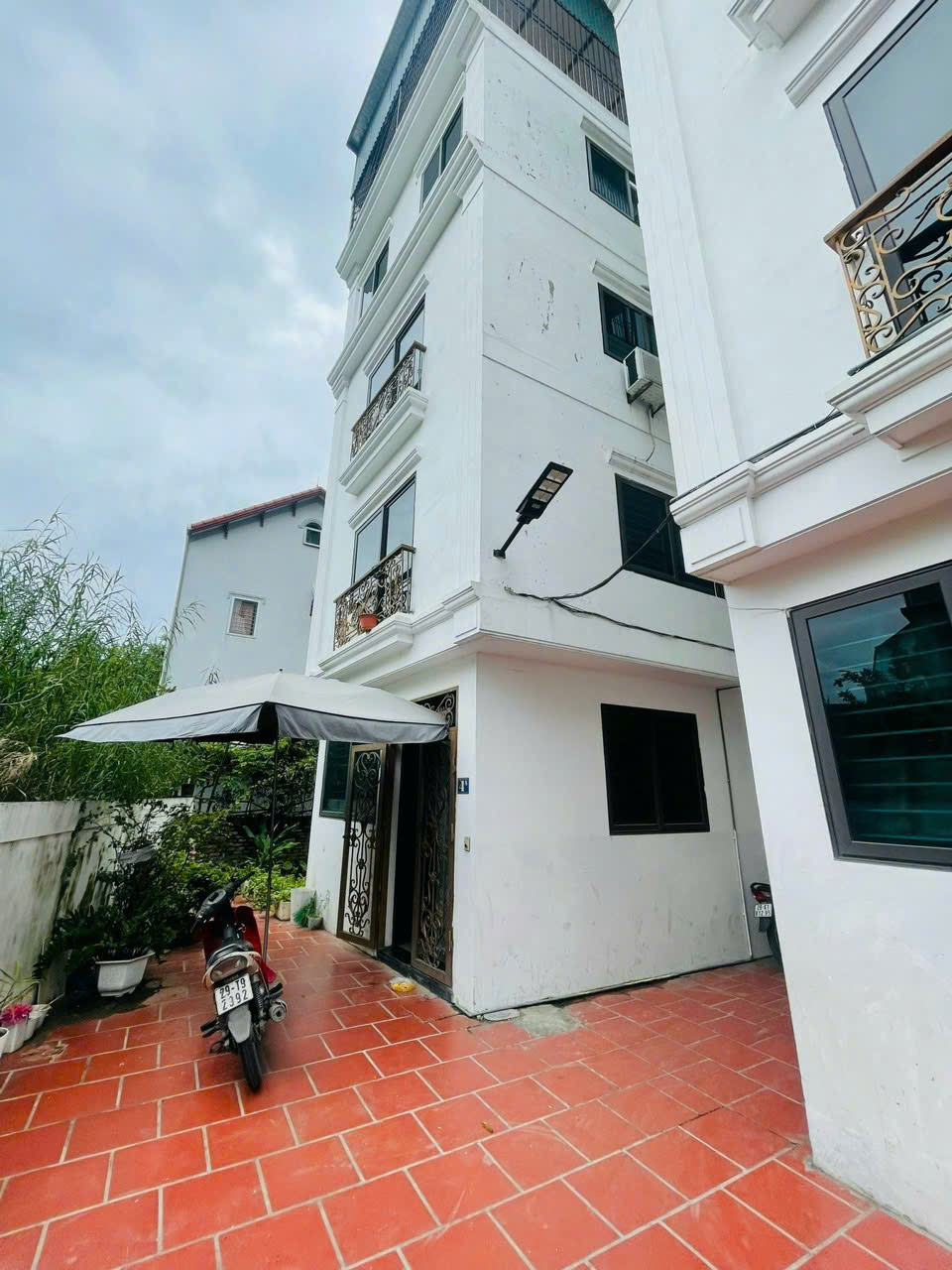 SIÊU PHẨM - CHÍNH CHỦ BÁN NHÀ LÔ GÓC – MỚI TINH - BÁT KHỐI, LONG BIÊN,HÀ NỘI - GIÁ TỐT ĐẦU TƯ