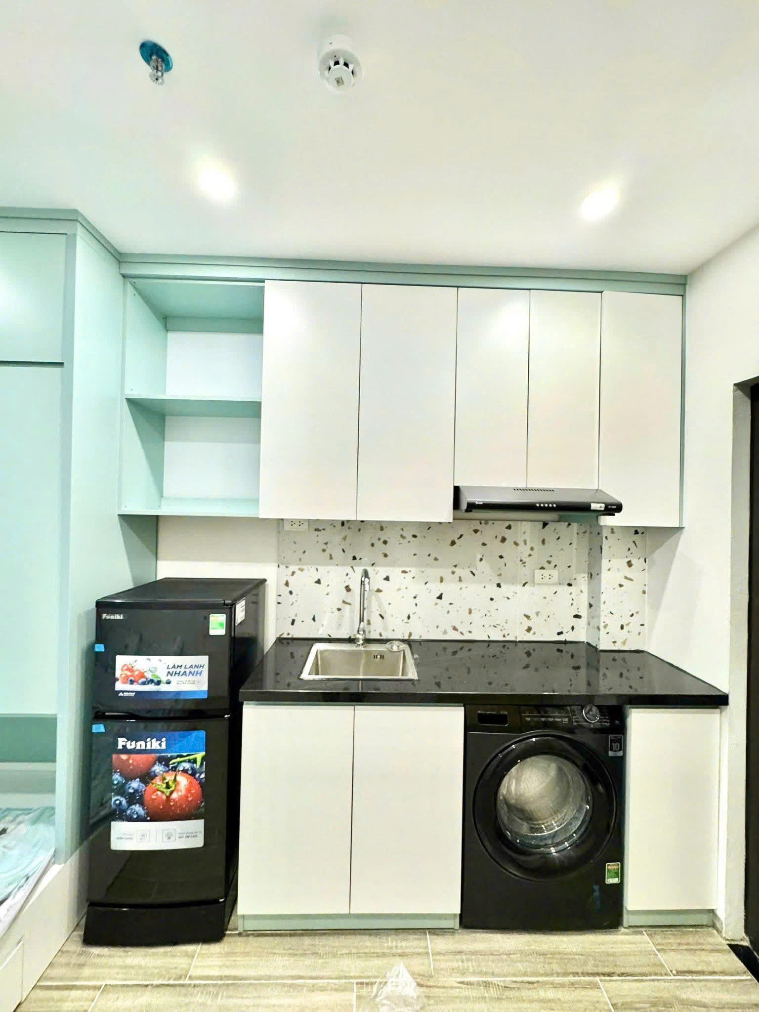 BÁN GẤP TÒA CHDV BẮC TỪ LIÊM – ĐẦU TƯ AN TOÀN – DÒNG TIỀN ỔN ĐỊNH ~840TR/NĂM – 30M RA Ô TÔ – MẶT TIỀN 5M – 56M² × 6 TẦNG 1 TUM – 14.7 TỶ