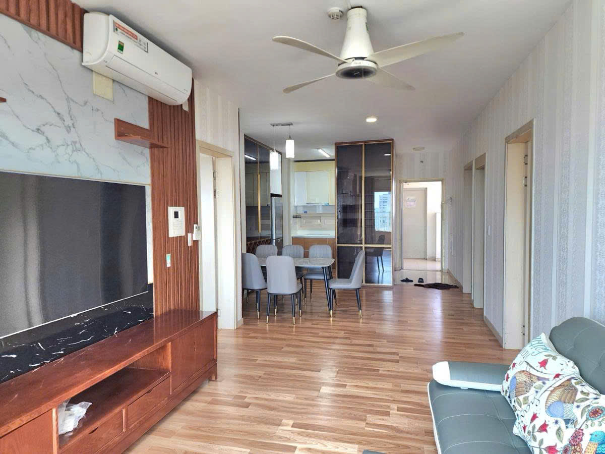 NHÀ MẶT PHỐ HÀO NAM – ĐỐNG ĐA KINH DOANH ĐỈNH PHỐ LỚN