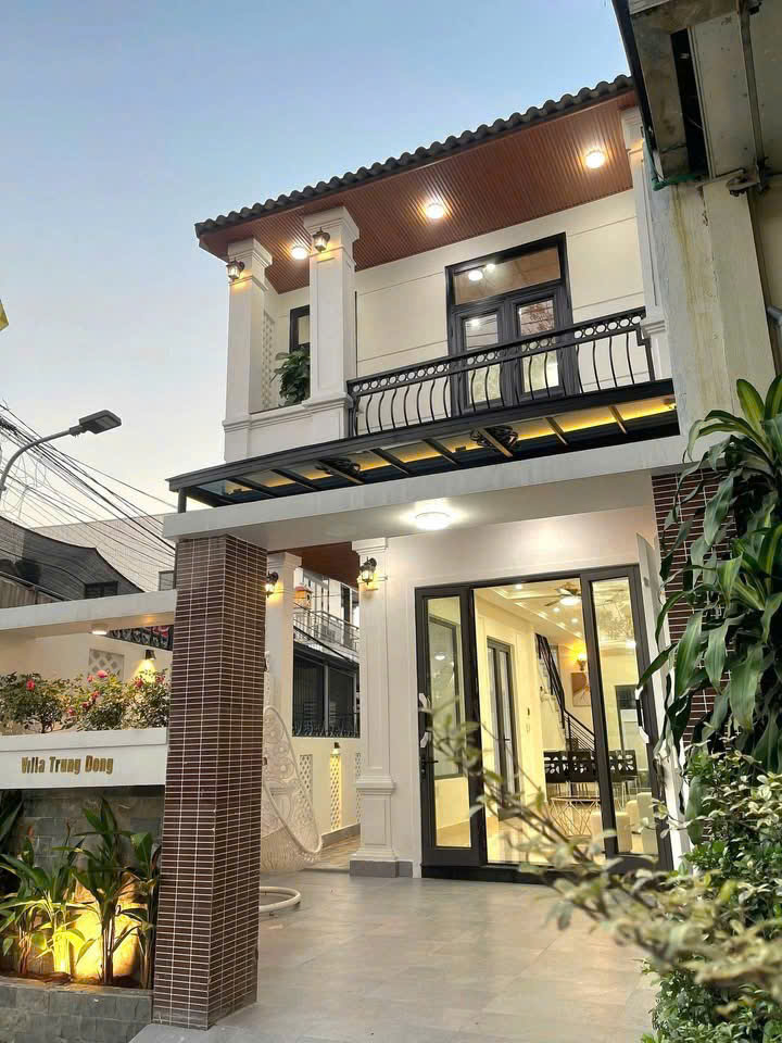 BÁN NHÀ 2 TẦNG – VILLA MINI TÂN CỔ ĐIỂN – 2 MẶT TIỀN – TRUNG ĐÔNG - MỸ THƯỢNG