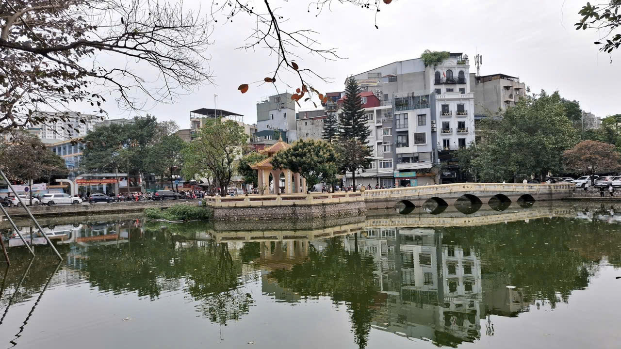 Hiếm có Cự Lộc – nhà lô góc 106m – view hồ – phù hợp mọi mô hình kinh doanh lh 0326213286