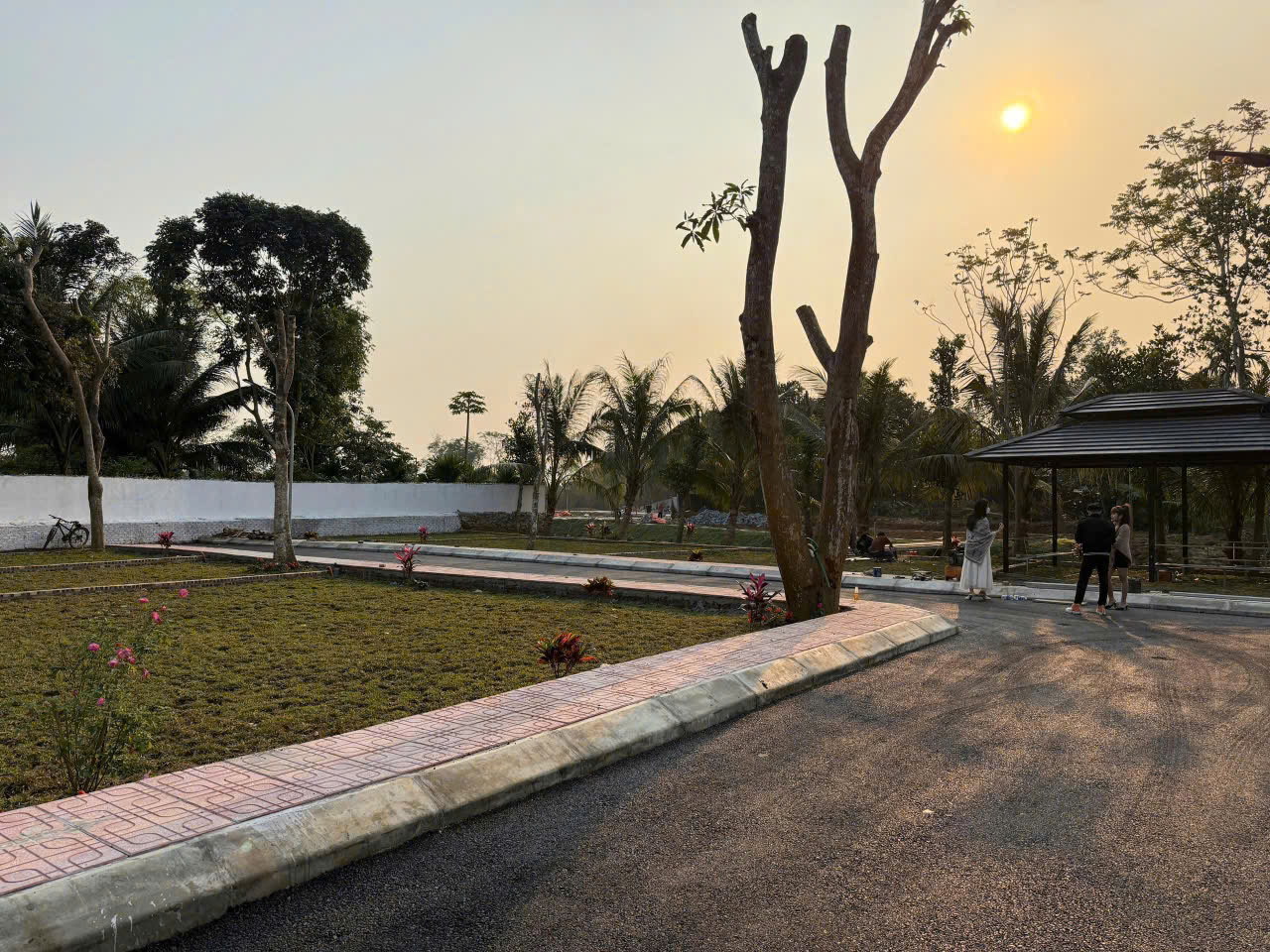 BÁN LÔ ĐẤT LK - BÁM SUỐI – SERENA KHOÁNG NÓNG SUNGROUP KIM BÔI – GIÁ CHỈ 666 TRIỆU