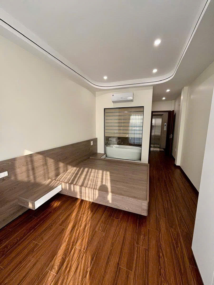 BUILDING MẶT PHỐ HÀNG CHÁO – TRUNG TÂM 3 QUẬN