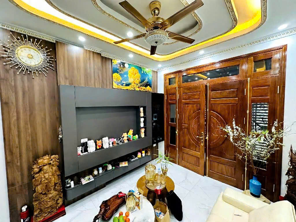 vĩnh phúc 48m x6 tầng 14,5 tỷ full nội thất,ngõ thông,ba gác tránh,gần ô tô