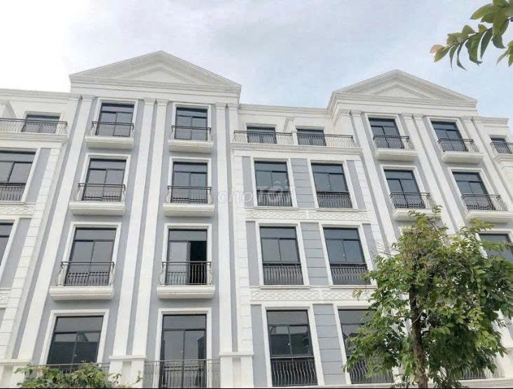 BÁN NHÀ KHU DÂN CƯ VINHOMES GRAND PARK – QUẬN 9