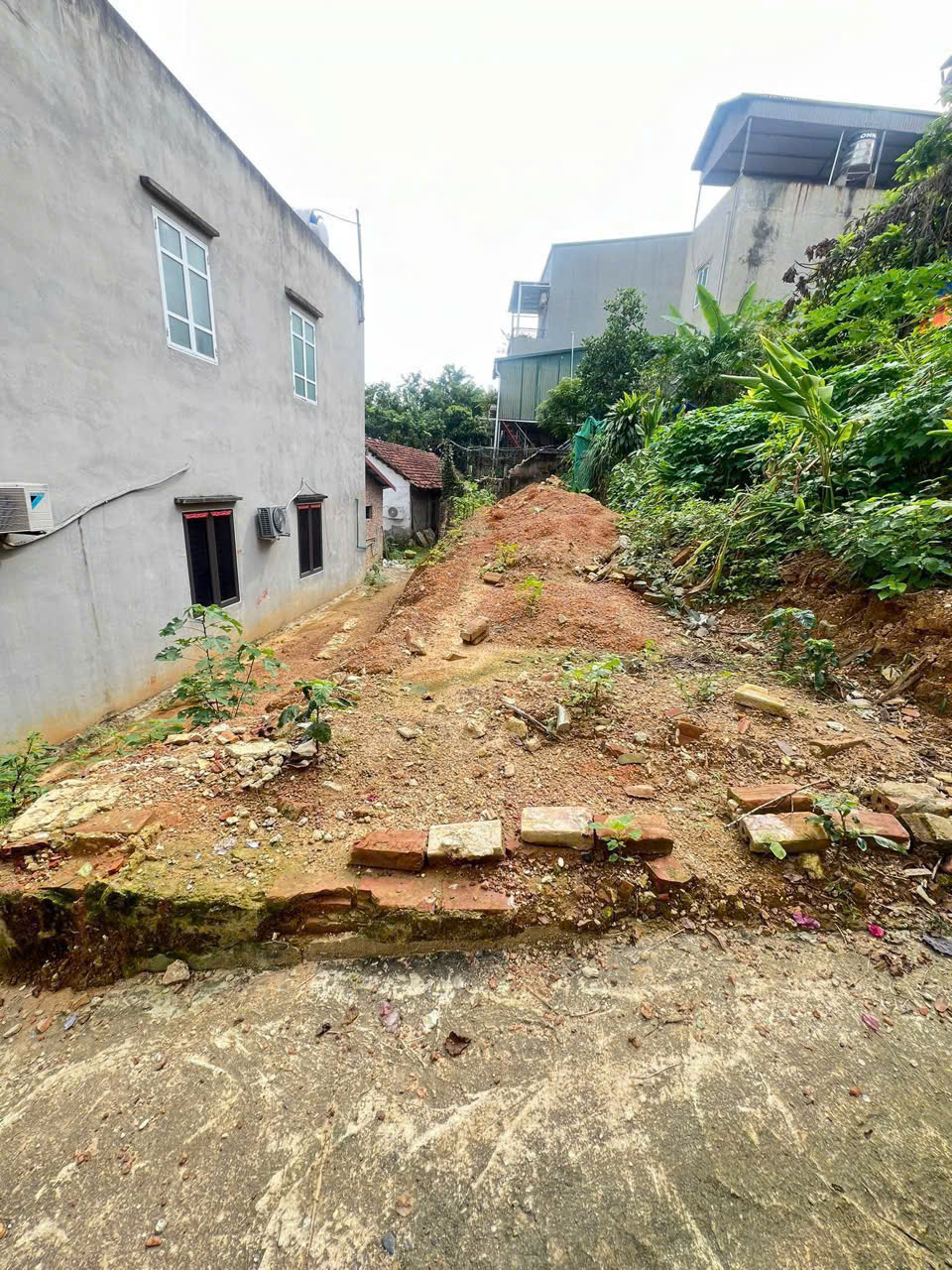 BÁN ĐẤT GIA CẨM – NGÁCH 13 NGÕ 20 LÊ QUÝ ĐÔN