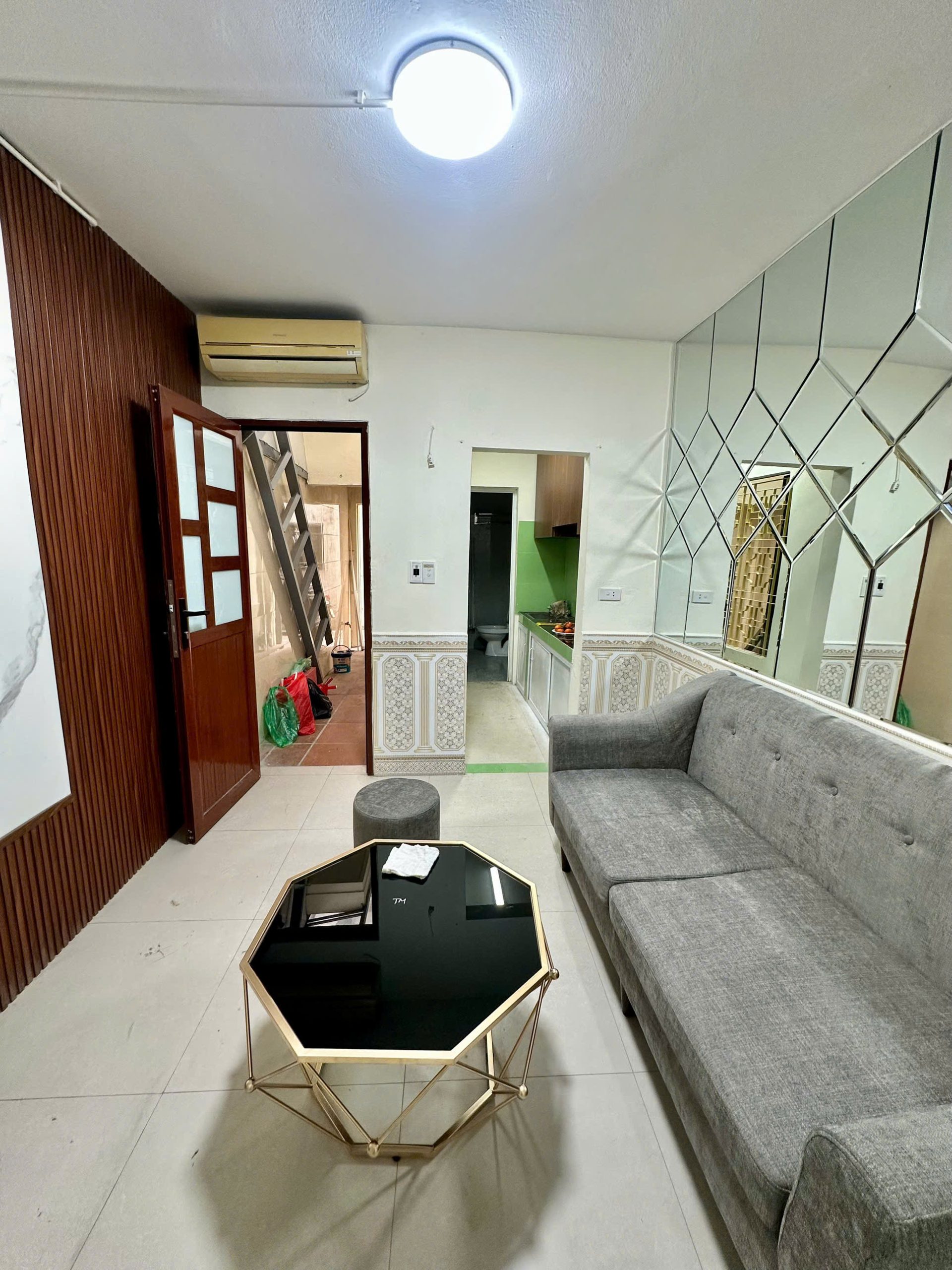 TẬP THỂ MAI ĐỘNG KINH DOANH - Ô TÔ ĐỖ CỬA Diện tích sử dụng 60m2 tầng 1 Giá 3.45 tỷ