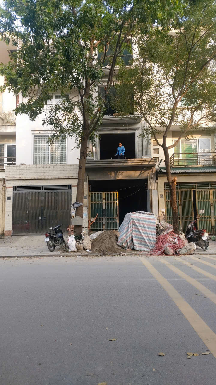 Nhà LK thấp tầng KĐT Văn Phú: 5Tx86m2, thang máy, sửa mới, mặt đường đôi