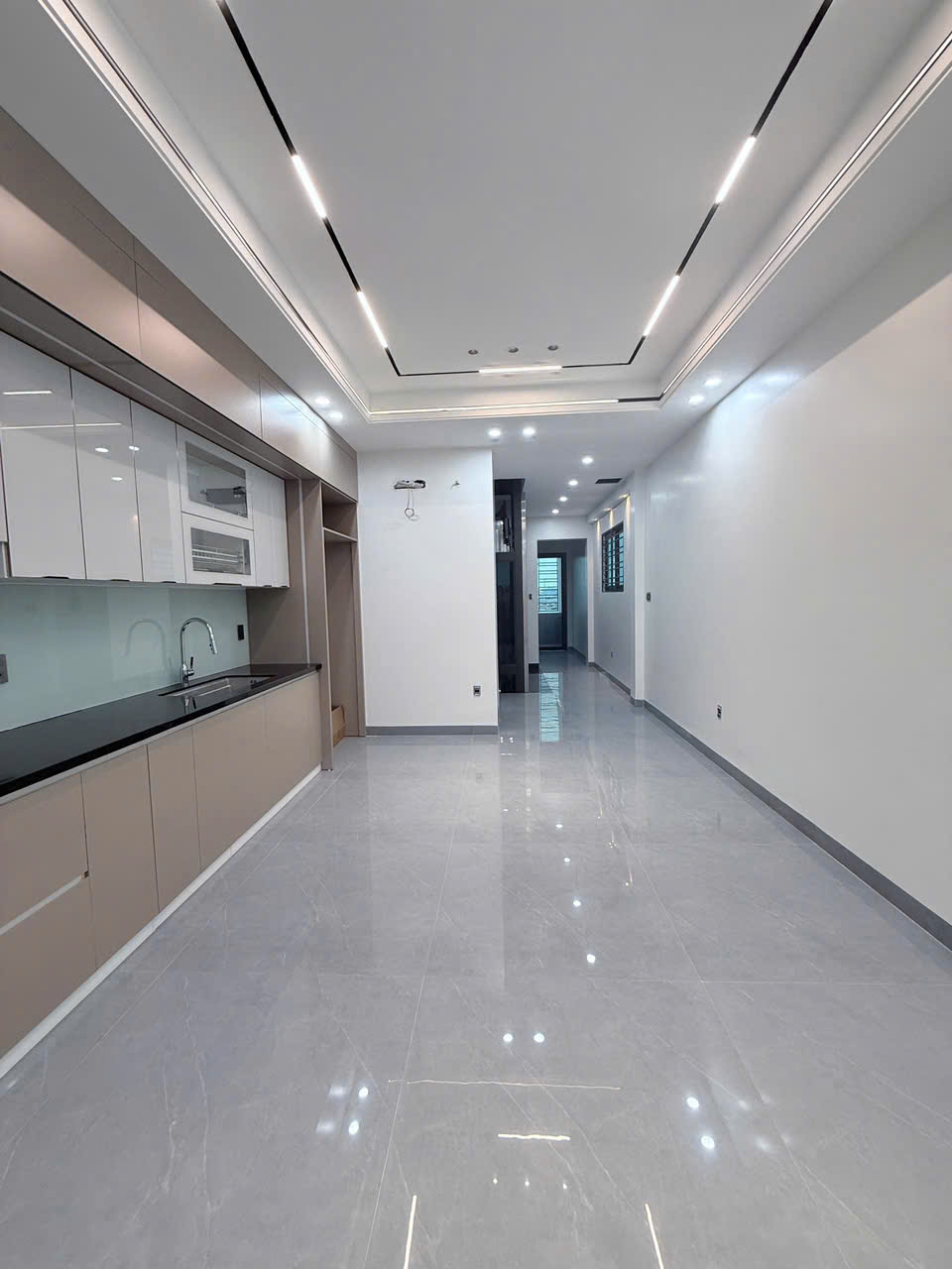 BÁN NHÀ ĐẸP 6 TẦN THANG MÁY TUYẾN 2 LÊ HỒNG PHONG – HẢI AN, HẢI PHÒNG