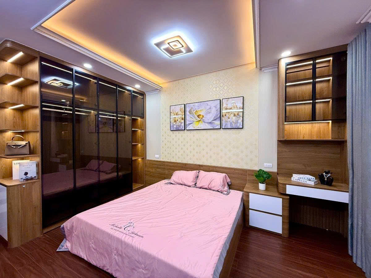 102 THÁI THỊNH CĂN HỘ CHUNG CƯ THÁP B – 2 MẶT PHỐ HIẾM – GIÁ TỐT