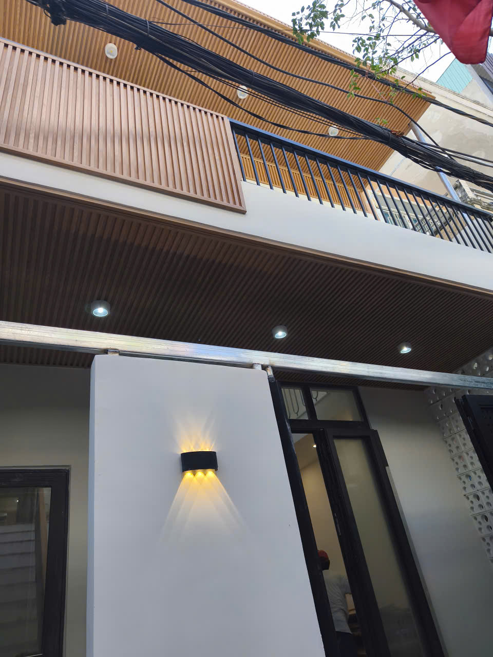 ► Sát MT Điện Biên Phủ, kiệt Rộng thông, đi bộ ra Công Viên, 70m2, ngang 5m, 2 tầng mới hiện đại.