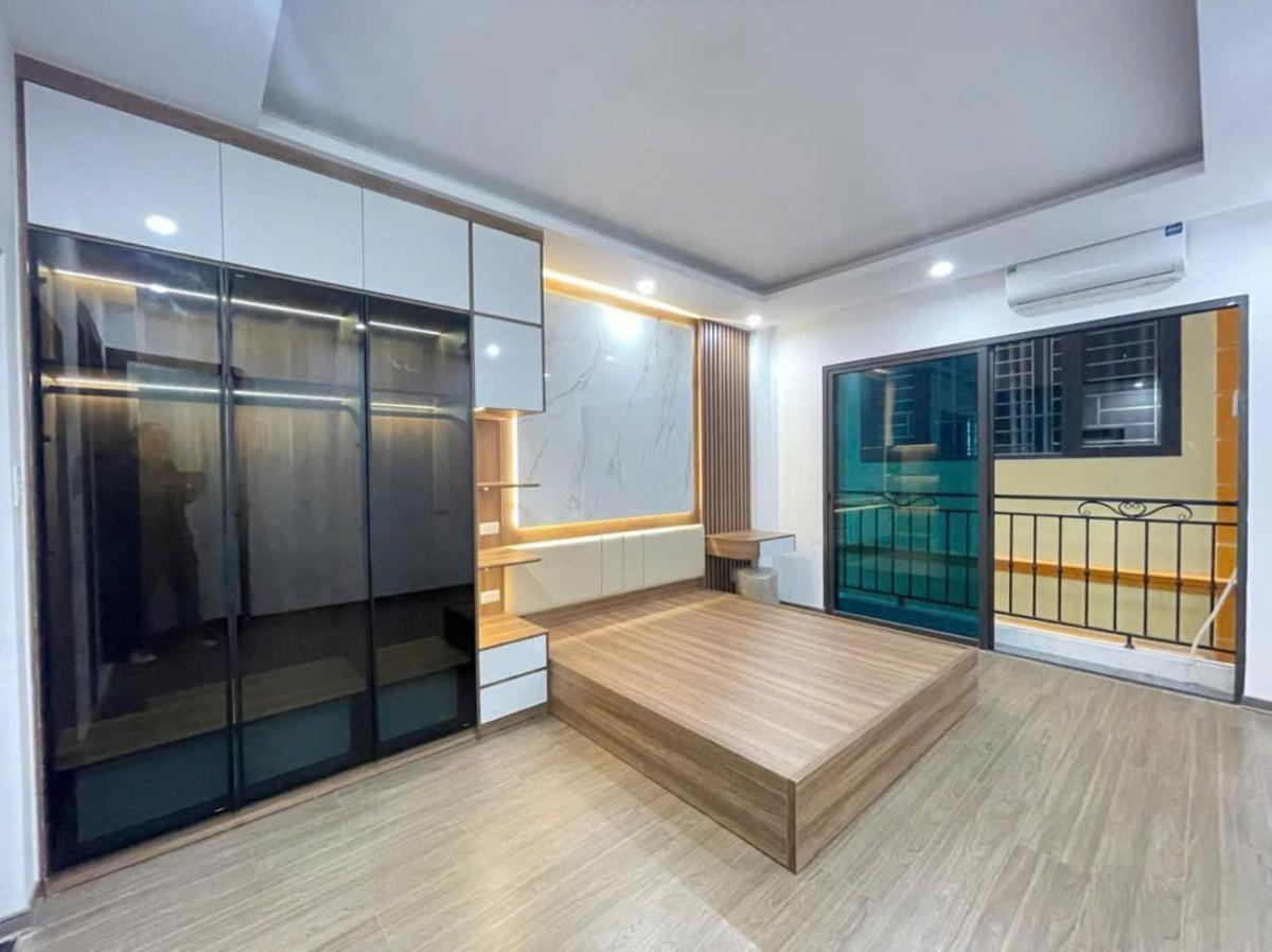 [BÁN GẤP] NHÀ ĐỊNH CÔNG THƯỢNG 35/38M² – 5 TẦNG – LÔ GÓC 2 THOÁNG – 30M RA Ô TÔ