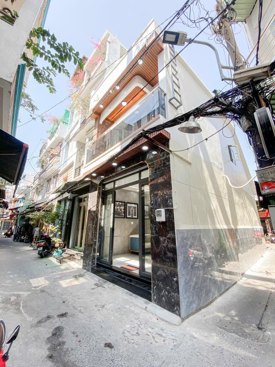 SIÊU PHẨM ĐÓN TẾT-GÓC 3 MẶT TIỀN HẺM (KO LỘ GIỚI) HXH Ngay Vòng Xoay Lê Đại Hành-Bình Thới-7.4Tỷ