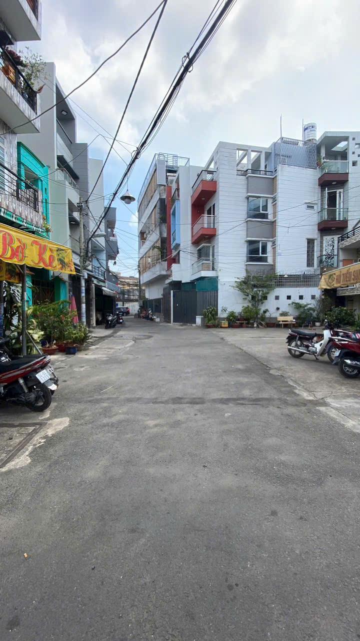 TÂN HÓA QUẬN 6- NHÀ ĐẸP HẺM TO GIÁ TỐT – VỊ Trí Giáp Ranh Q11 & TÂN PHÚ 79M- XÍU 8Tỷ