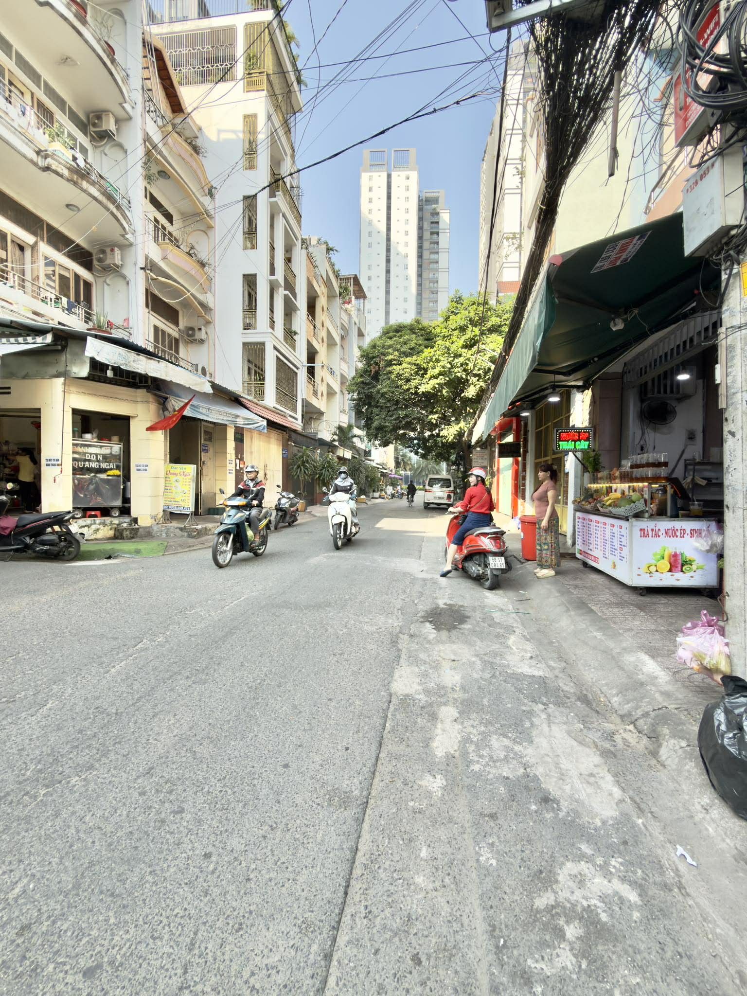 NHÀ 2 MẶT TIỀN HẺM XE TẢI ĐƯỜNG 3/2 - 105m2 5 TẦNG KIÊN CỐ