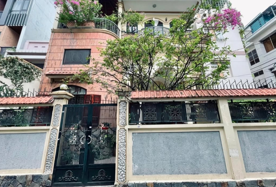 VILLA ĐƯỜNG PHAN XÍCH LONG - 3 TẦNG 241m2 8PN - 38 TỶ