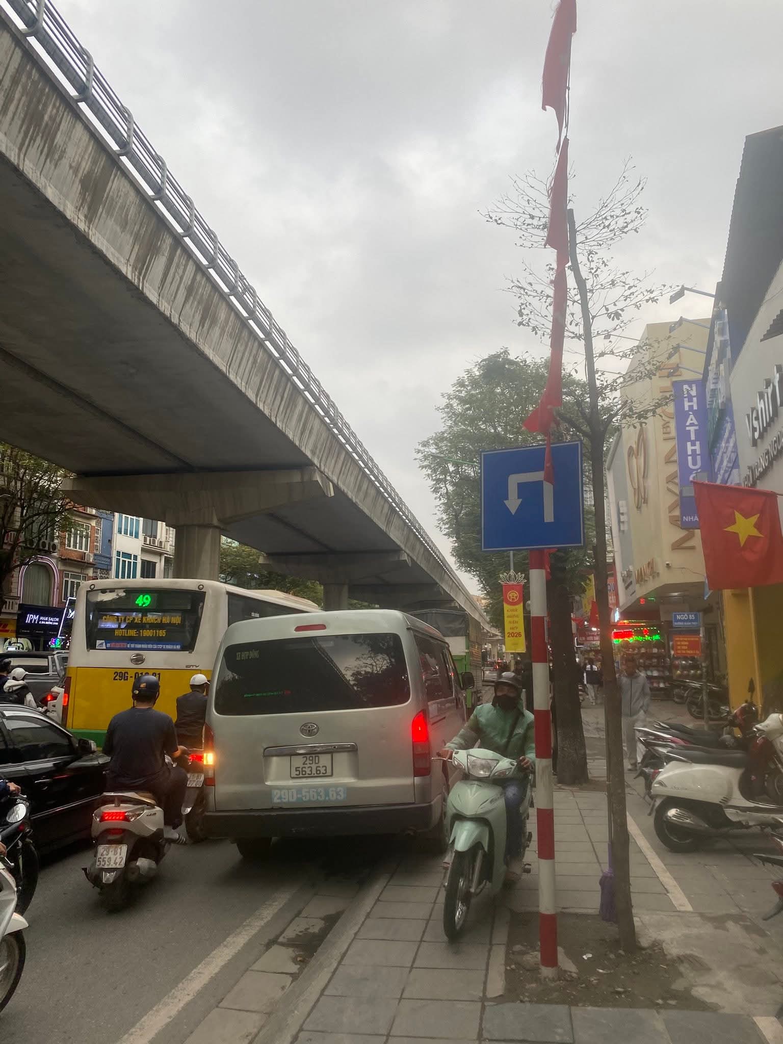 MẶT PHỐ XUÂN THỦY - VỈA HÈ RỘNG - MẶT TIỀN RỘNG - ĐẦU TƯ TỐT