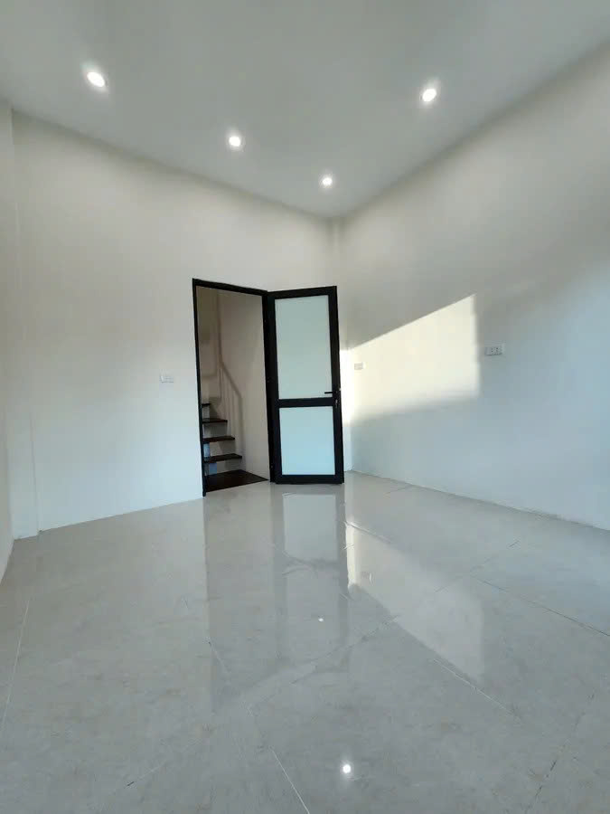 ❓NHỈNH 1 TỶ THÔI SAO❓ Vẫn có nhà Lô Góc Đống Đa?