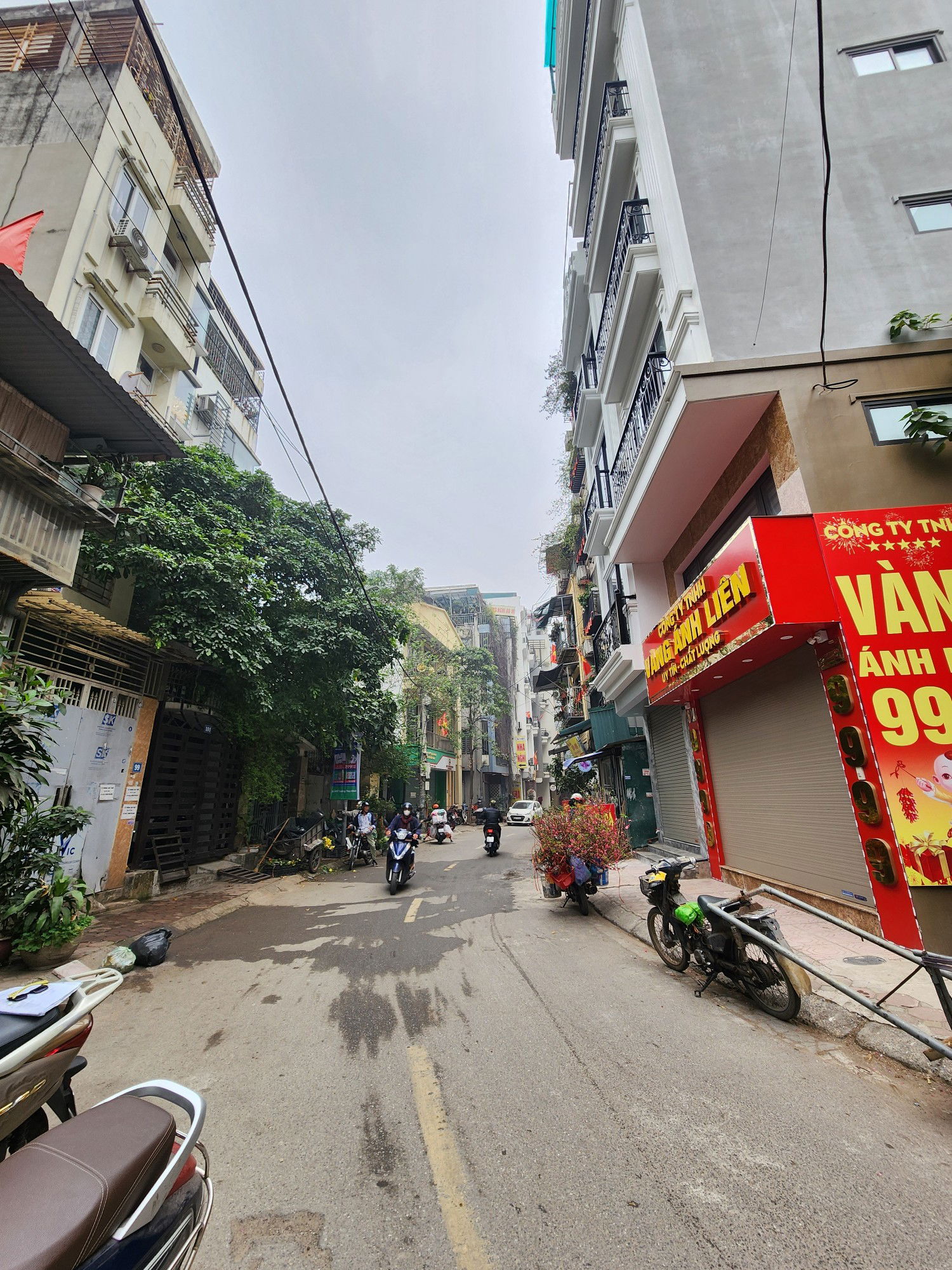 BÁN NHÀ MẶT PHỐ VIP QUẬN TÂY HỒ - 2 MẶT TIỀN TRƯỚC SAU - CHỦ TẶNG GPXD 7 TẦNG - NGÕ Ô TÔ TRÁNH , KINH DOANH ✨️✨️✨️